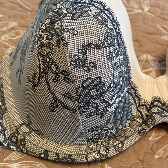 Ambrielle padded underwire bra 38C Tan and black lace design - Picture 5 of 5